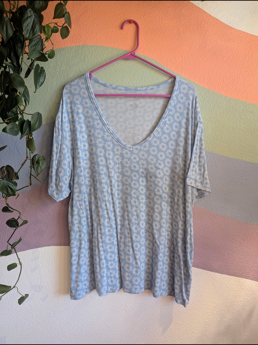 2 American Eagle Soft & Sexy V Neck Tee Shirts - XL